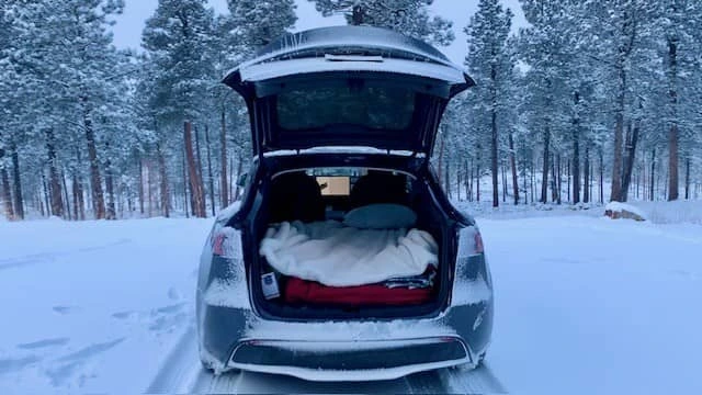 Tesla Model Y Window Covers for Insulation in Winter